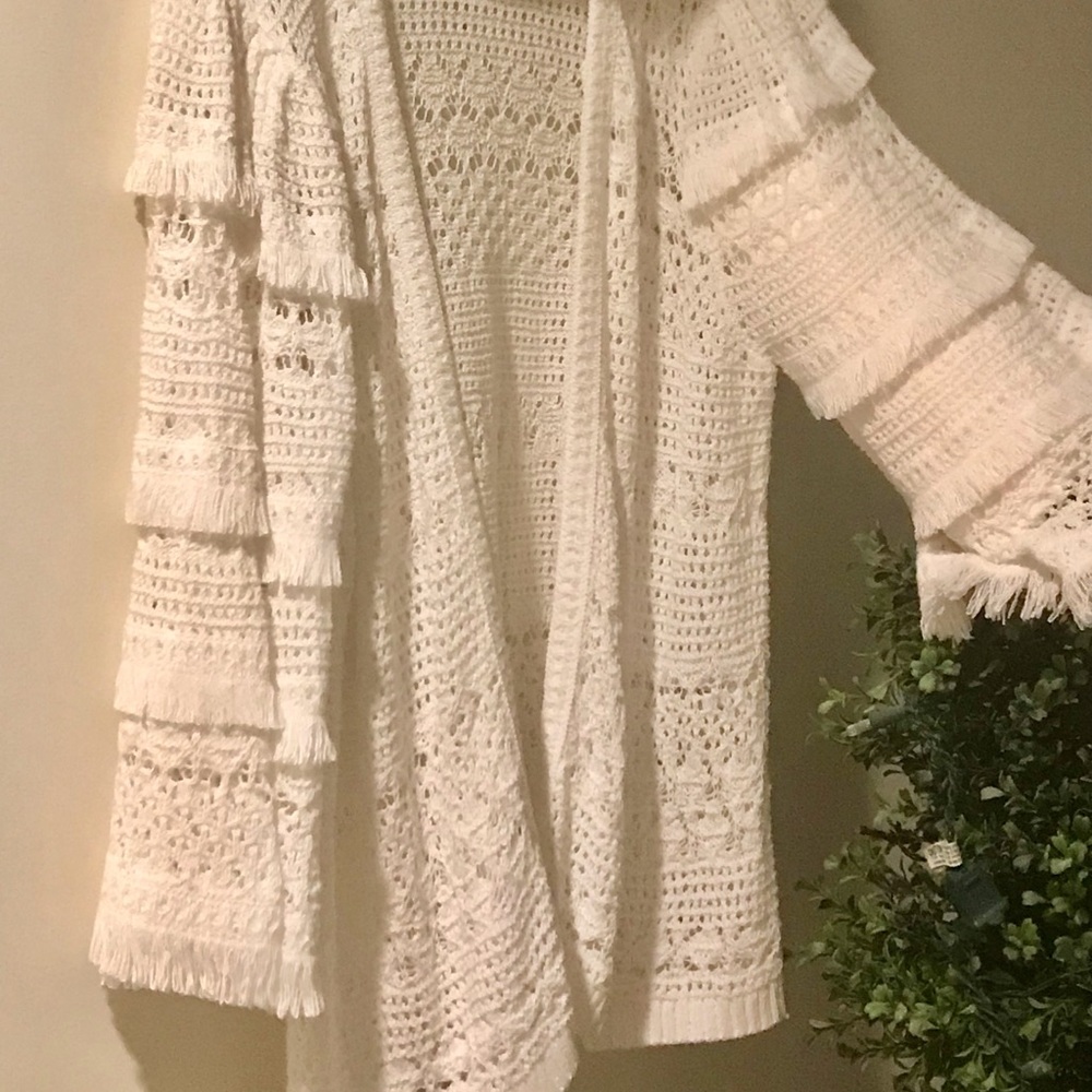 CHICO’S sweater sz Lg white